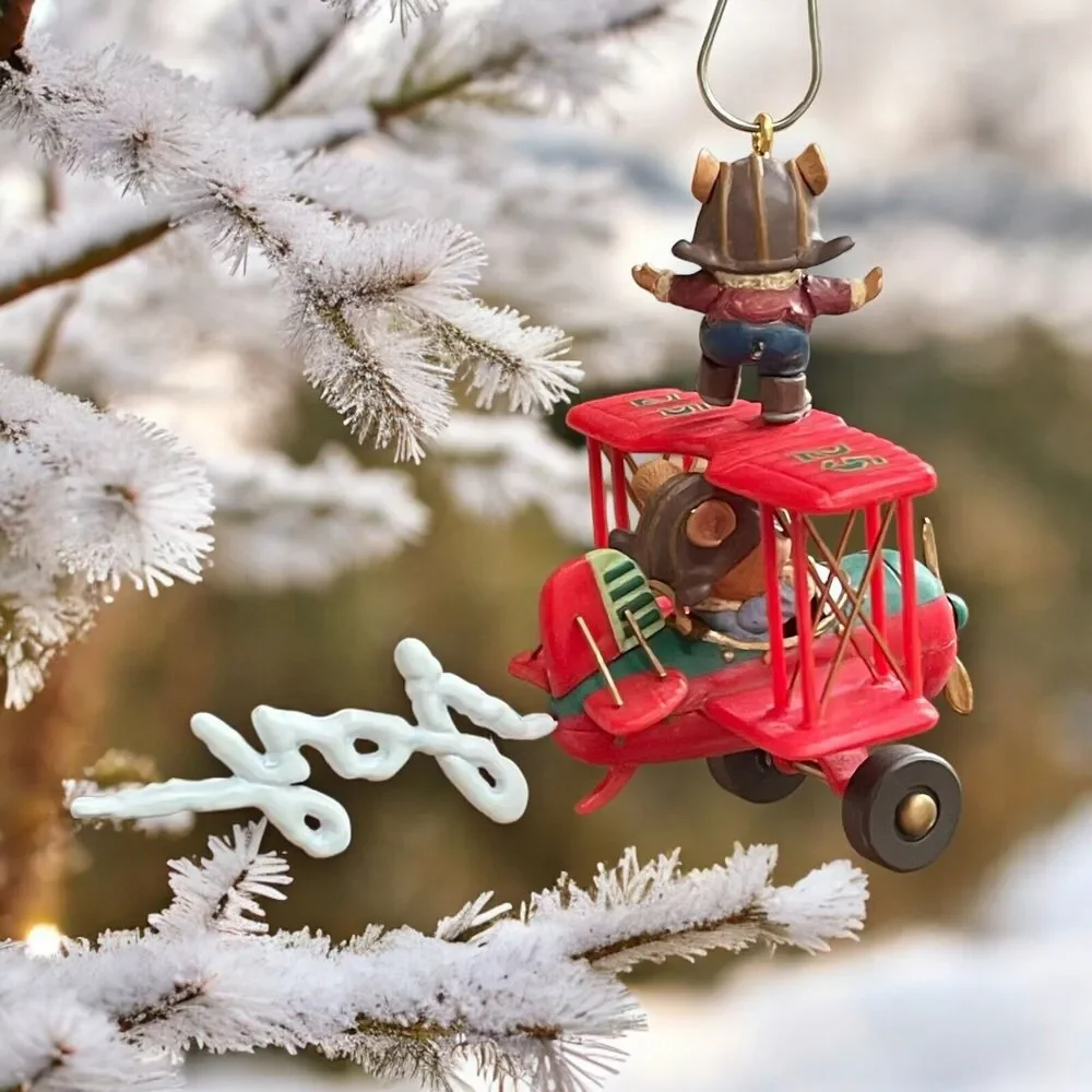 NIB Vtg.“Spreading Joy” 1993 Mouse Plane Enesco Christmas Ornament Pilot Kitschy